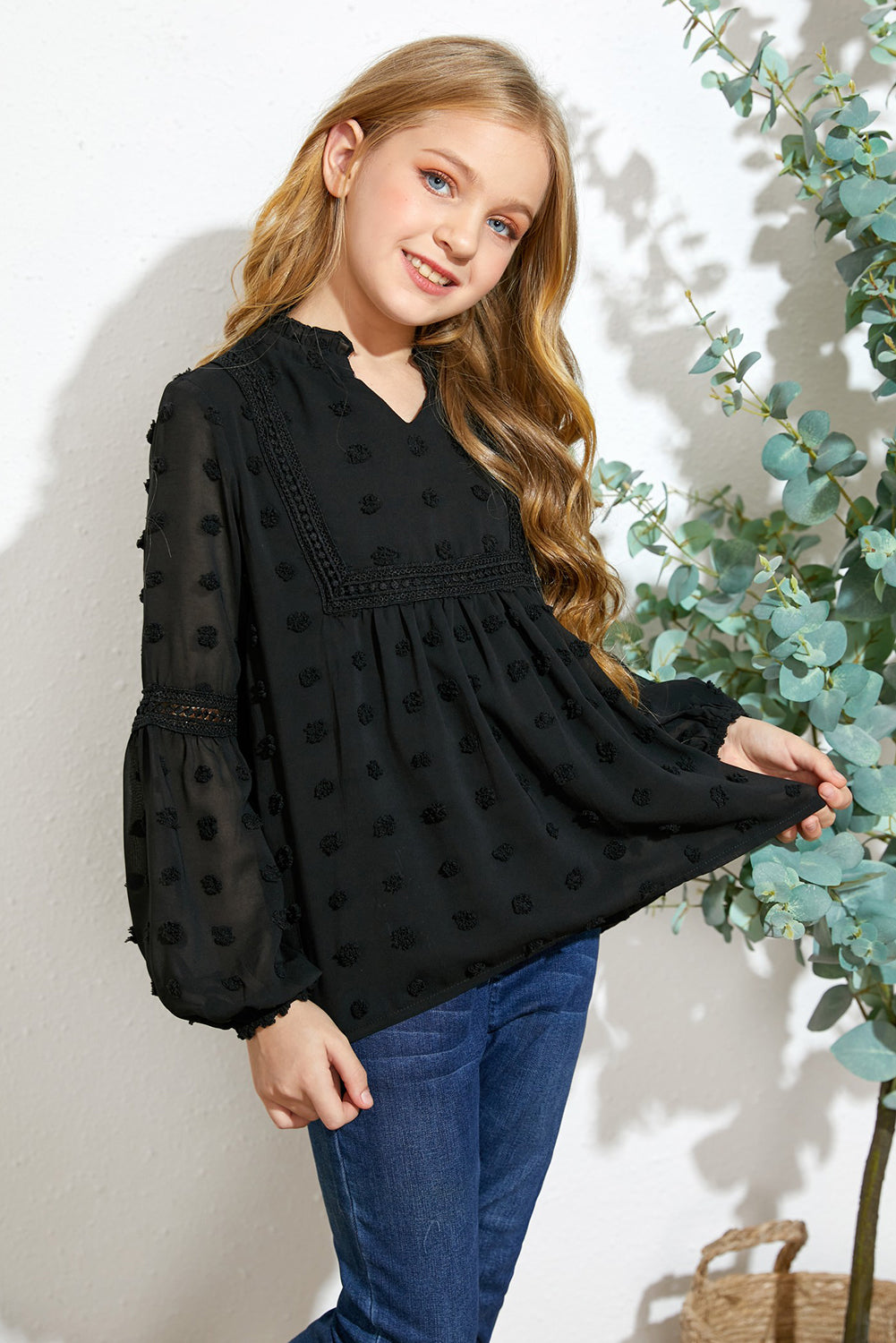 Girls Swiss Dot Spliced Lace Notched Blouse